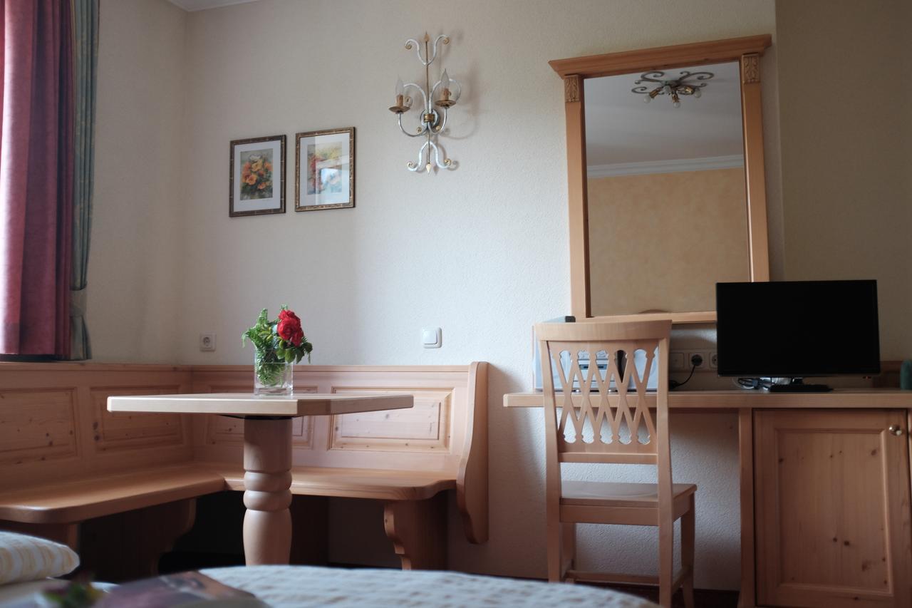 Pension Horfarter Fieberbrunn Habitación foto