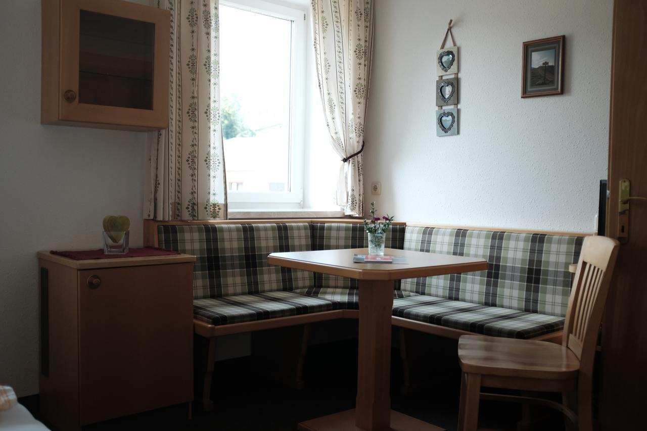 Pension Horfarter Fieberbrunn Habitación foto